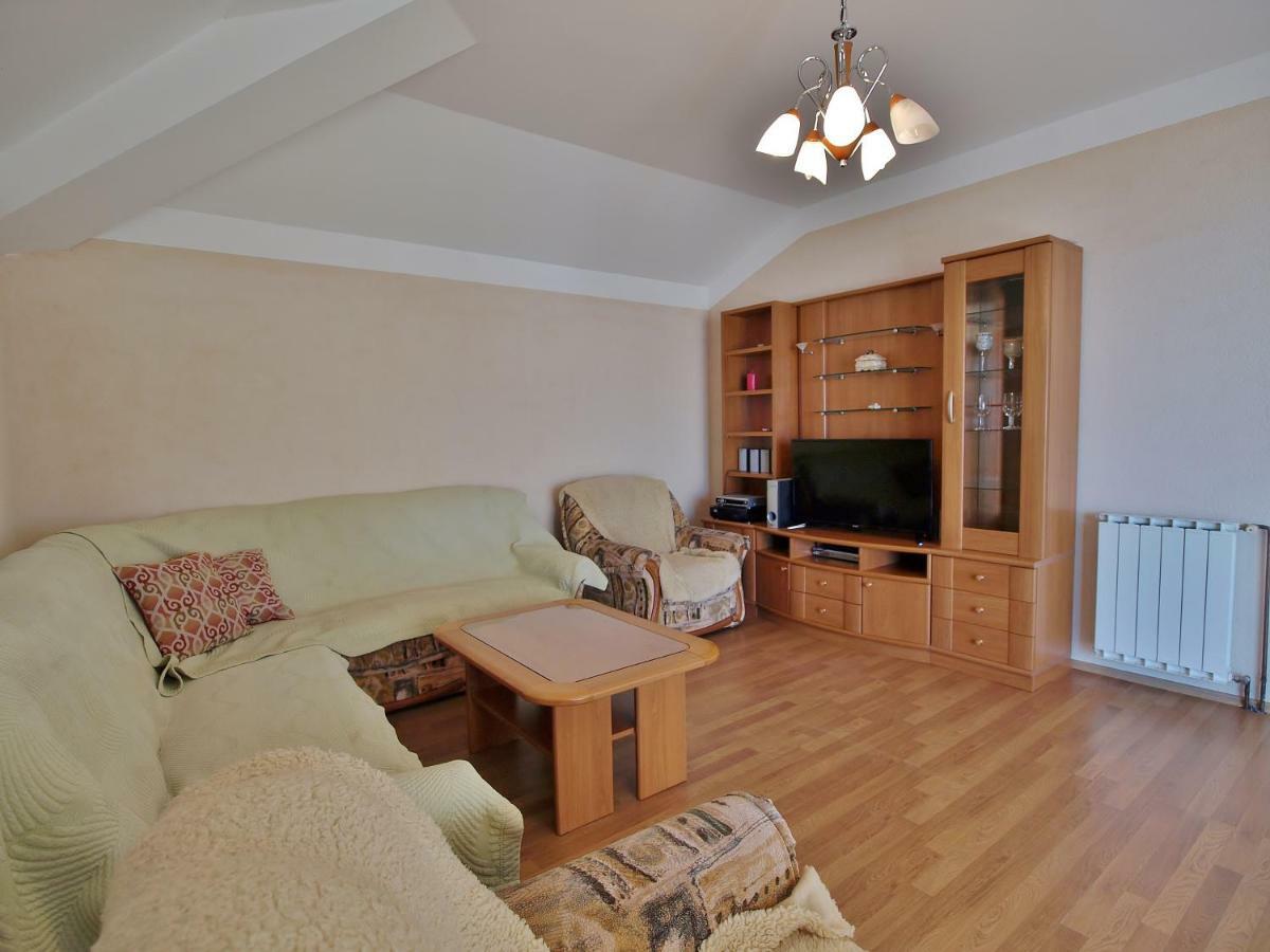 Apartmani Andelo I Ruzica Mundanije Exterior photo